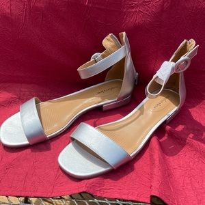 Comfort view Alora Sandal size 11